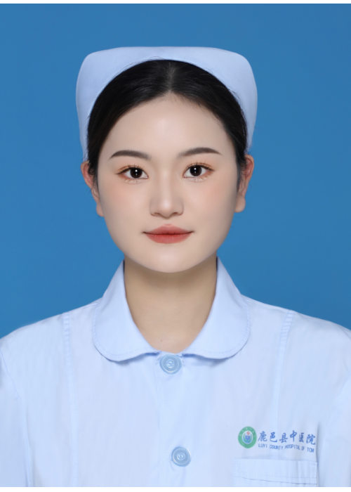 薛梦云