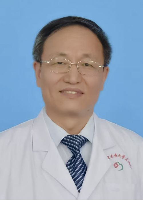 何延忠  外聘专家  主任中医师