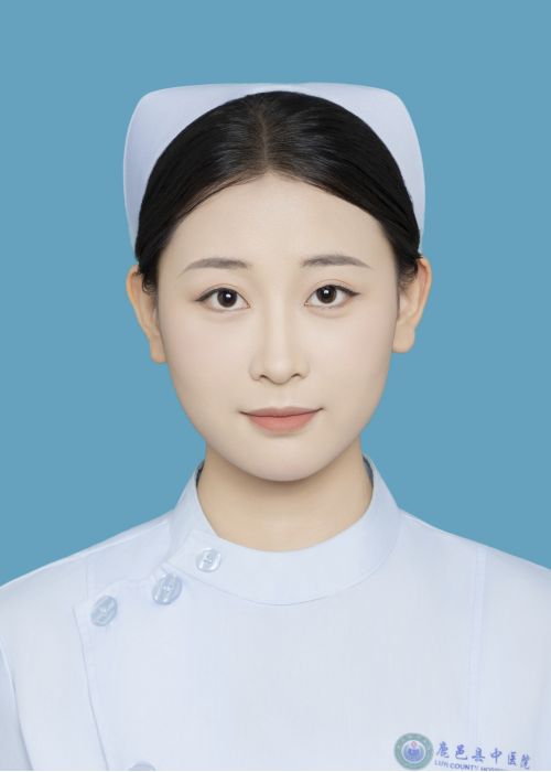 周冰冰 