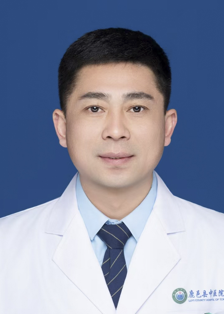 谷 坤 科主任  主治医师